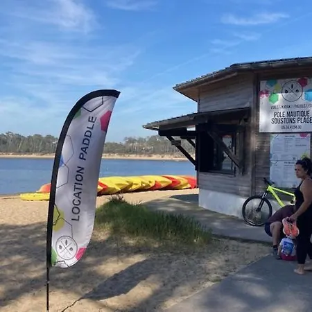 Jolie Maisonnette Dans Village * Soustons