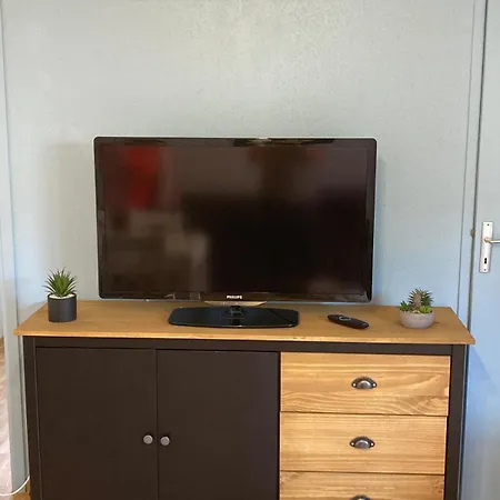 Jolie Maisonnette Dans Village Soustons